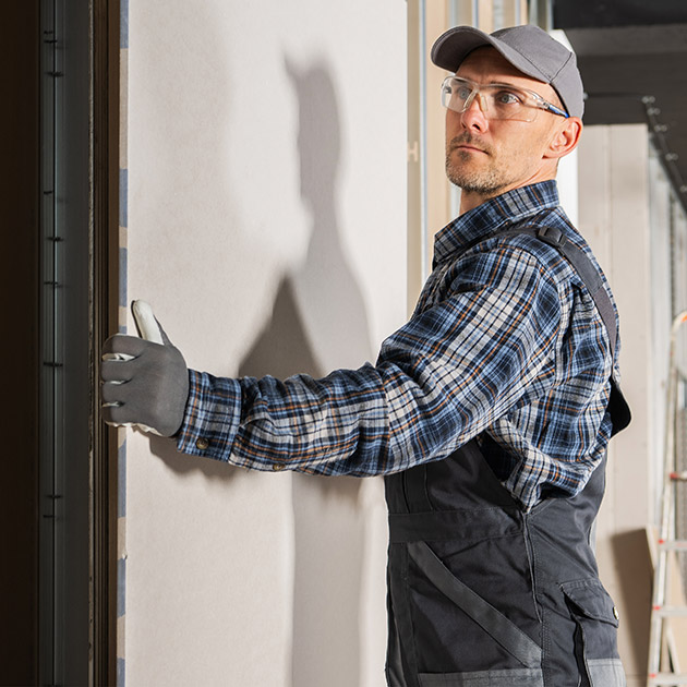 installing drywall image